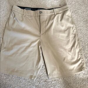 Nike Men's Beige Golf shorts